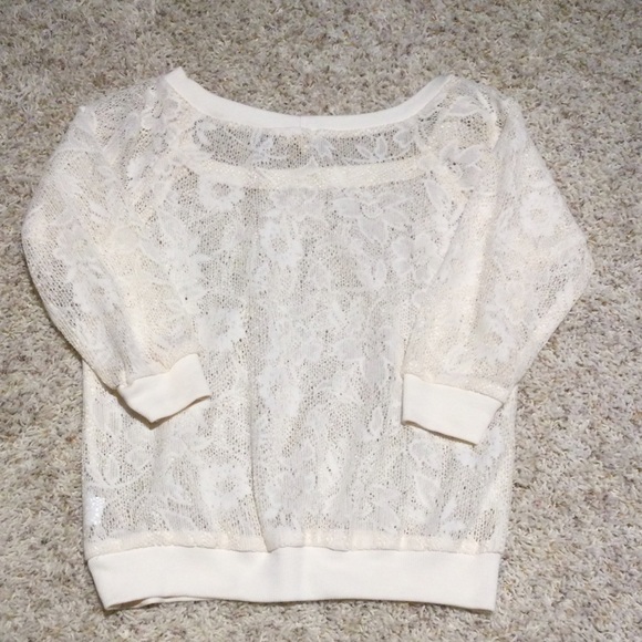 Flowered mesh top - Picture 3 of 3